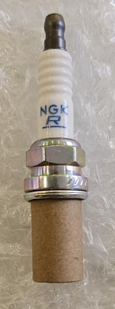 بواجي ام جي ٥ NGK