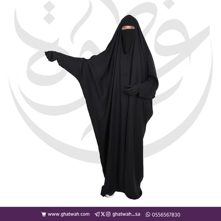 عباية راس كم سوارة زرار من الأمام