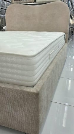 انغمس بعالم الراحة والاناقة بمفارش فاخرة