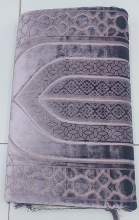 سجادة صلاة طبية مومري فوم