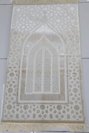 سجادة صلاة طبية مومري فوم