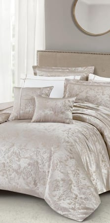 انغمس بعالم الراحة والاناقة بمفارش فاخرة