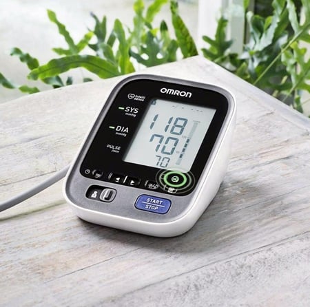 جهاز قياس ضغط الدم الكتروني Omron M7 Intelli IT