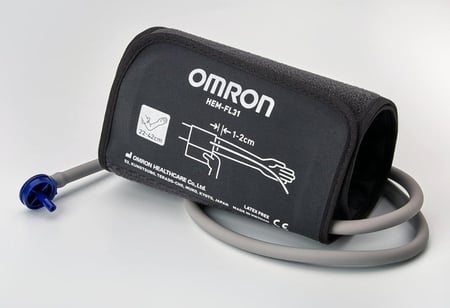جهاز قياس ضغط الدم الكتروني Omron M7 Intelli IT