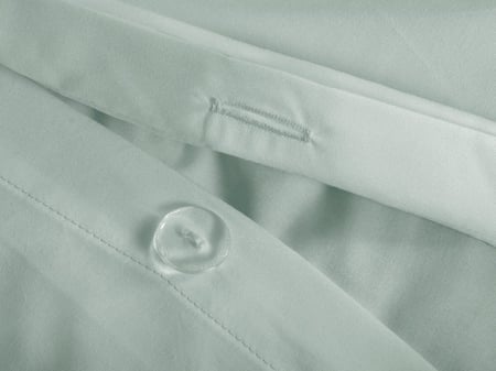 تلبيسة لحاف السرير