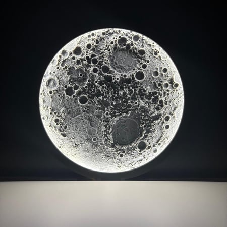 مصباح "ضوء القمر" (Moon Light)