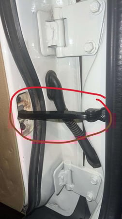 رداد باب خلفي صغير شنطة أصلي باترول ٩٨-٢٠٢٣