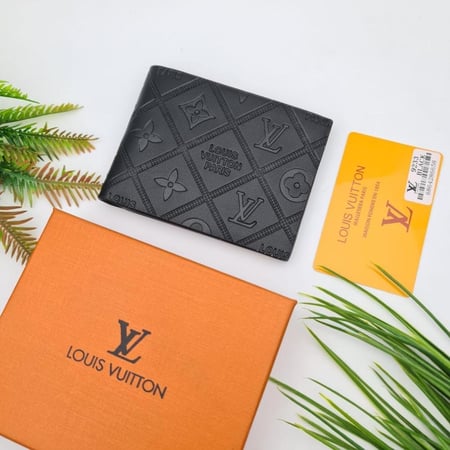 بوك لويس فيتون
