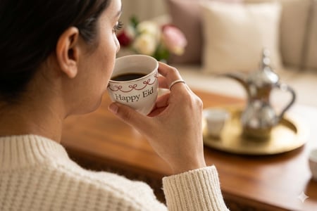فناجين عيد سعيد١٢ حبه