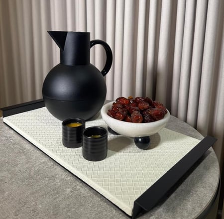 صينية تقديم/ديكور جلد