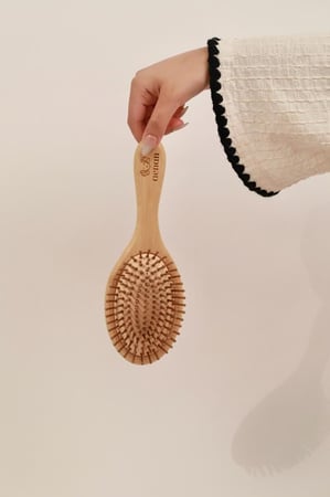 مشط من الخيزران