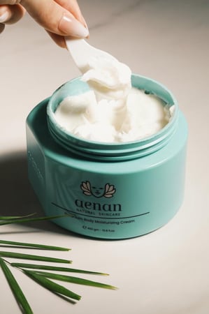 كريم الجيرانيوم بتركيبة طبيعية يغذي البشرة ويمنحها إشراقة وملمس ناعم