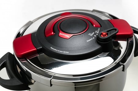 قدر ضغط ستيل تركي 12 لتر احمر واسود