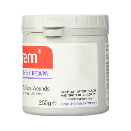 سودوكريم مطهر ومهدئ لعلاج التهابات الجلد وطفح الحفاضات - 250 جرام