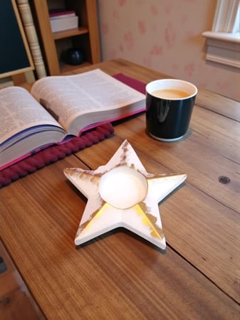 حامل شمعه ( النجمه ) بدون شمعه