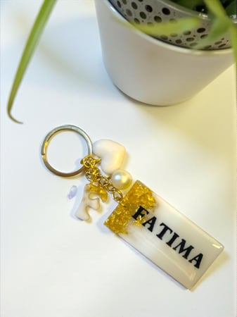 ميدالية لوحة السياره