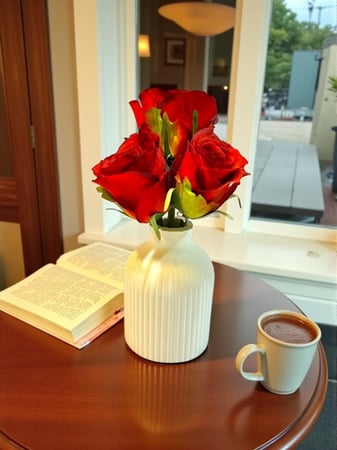 حامل زهور كونكريت