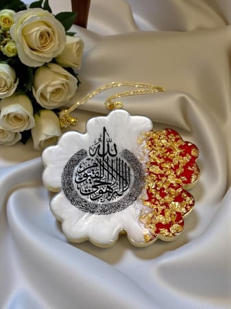 تعليقة الورده