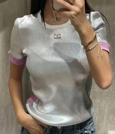 تيشيرت شانيل