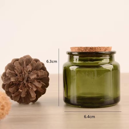 علبة زجاج ١٠٠ مل بسدادة - اخضر