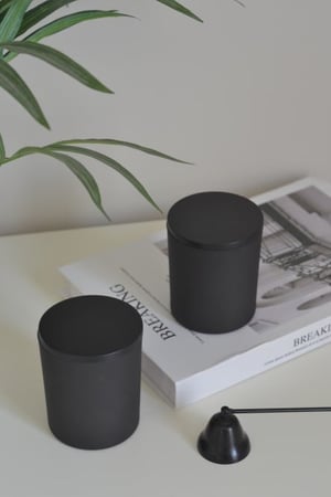 علب زجاجية متوسطة لتعبئة الشموع او الفواحات