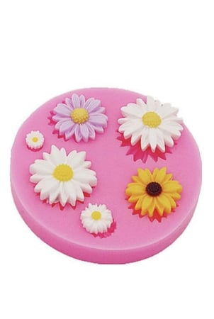 قالب سيليكون على شكل الورد لصب الشموع او الريزن او الصابون