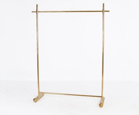 استاند  تعليق ملابس  انيق لون ذهبي