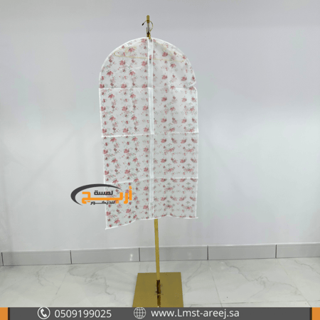 غطاء ملابس شفاف