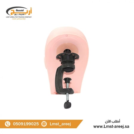 وجه تدريب مكياج