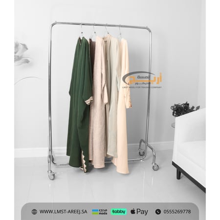 استاند تعليق عبايات لون فضي