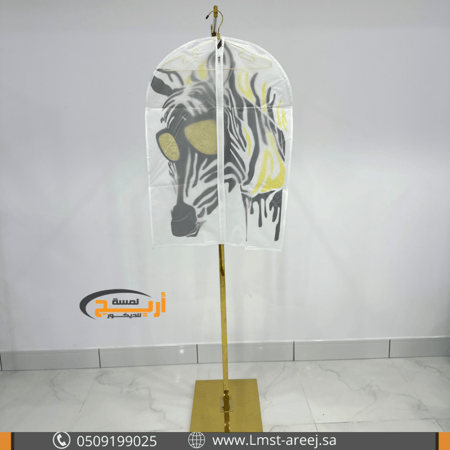 غطاء ملابس شفاف