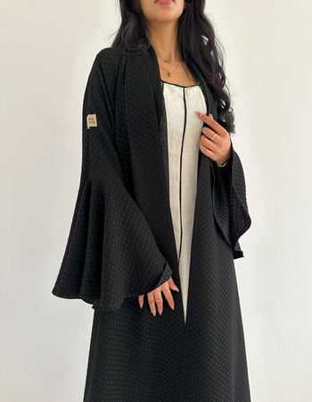 جاكار فاخر كلوش اكمام دائرية