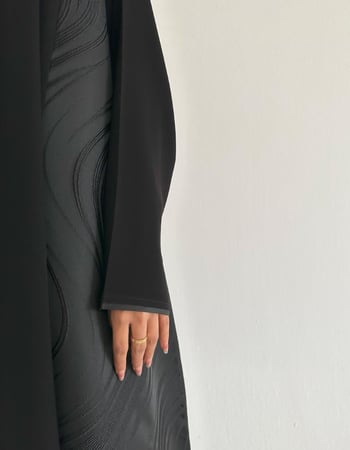 كريب مع جوانب ومن الخلف تفته كلوش