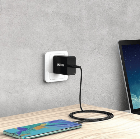 -- كيبل شحن تشويتك قماش من Type-C الى Type-C بطول 2.0م وقوة 60 واط - أسود