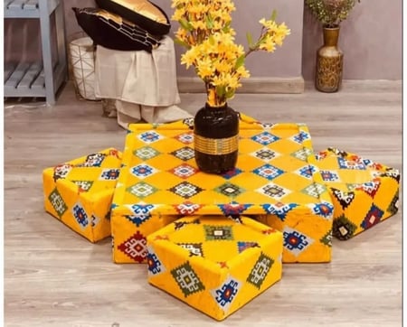طقم طاولة ارضي (القماش حسب اللطلب)
