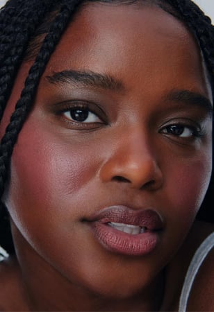 rhode pocket blush THE NATURAL FLUSH - sleepy girl