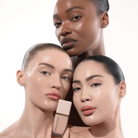 NATASHA DENONA  Hy-Glam Foundation Hydrating & Blurring Luminous Longwear Serum Foundation