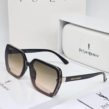 نظارات سان لوران