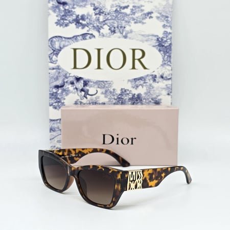 نظارات  ديور