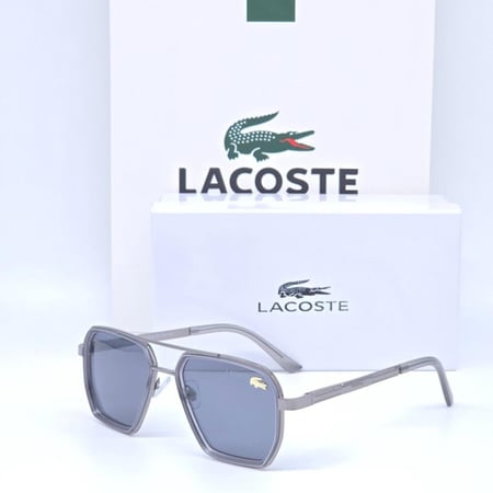 نظارات لاكوست مع الملحقات