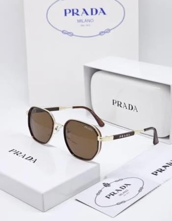 نظارات براداء مع الملحقات