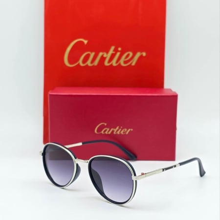 نظارات كارتير مع الملحقات