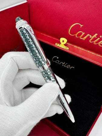 Cartier   اقلام كارتير  موديل سانتوس    إصدار مميزه  جوده عاليه