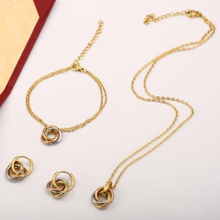 طقم اكستسورات مع ملحقات