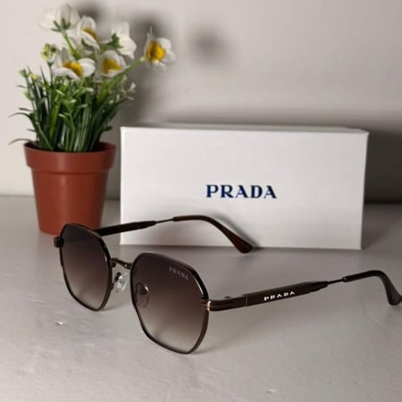 نظارات برادا