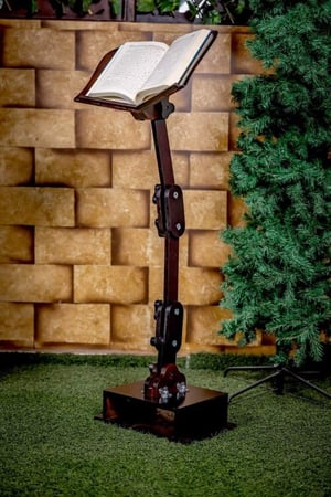 حامل مصحف خشبي قابل للطي والتعديل استخدام مريح وسهل التركيب