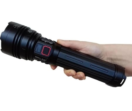 كشاف يدوي بعيد المداء مع شنطه وقابل لاعاده الشحن