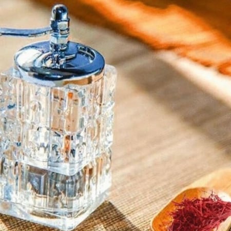 مطحنة زعفران أصلية