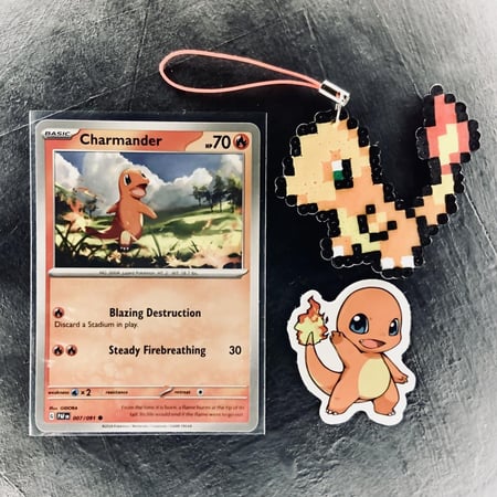 ميدالية تشارمندر صناعة يدوية Charmander Retro Pixel Keychain Charm Handmade