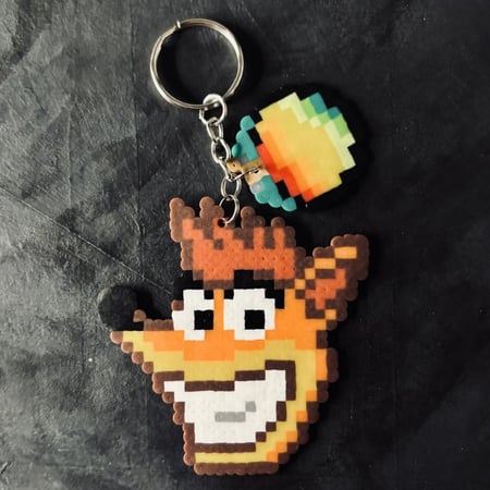 ميدالية كراش بانديكوت Crash Bandicoot Keychain Charm Handmade